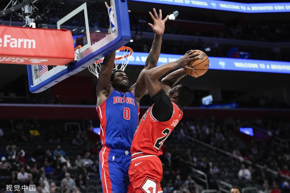 次展现了他 次展现了他